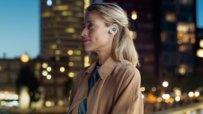 How do noise cancelling headphones work?