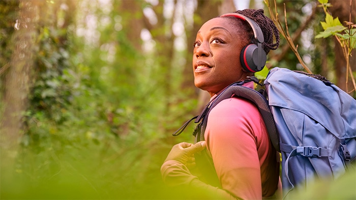 What are solar powered headphones?