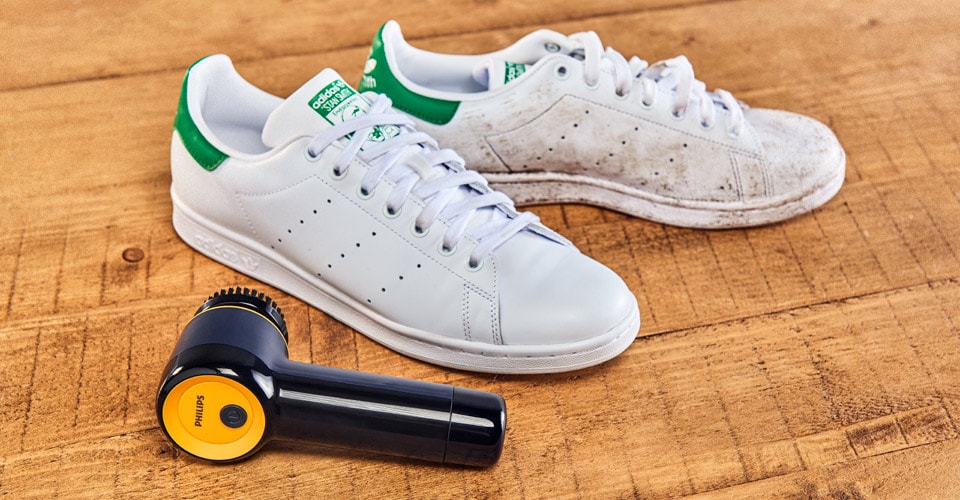 philips-sneaker-cleaner-article-20210301-c2-l.jpg