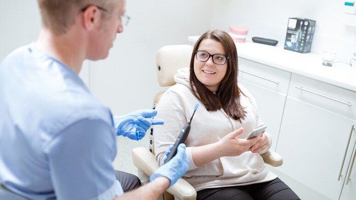 Visiting dentist