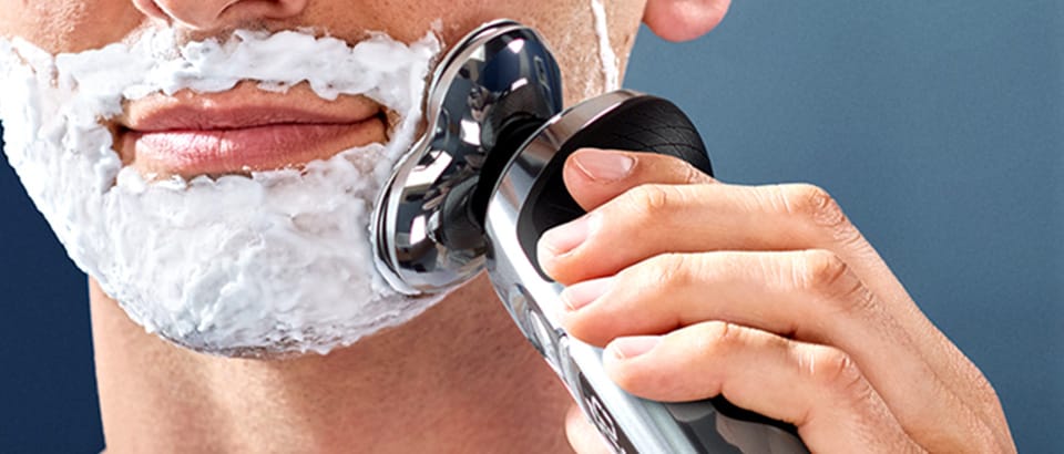 Wet shaving with Philips S9000 Prestige electric shaver