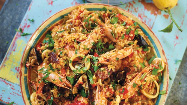 Superb seafood paella | Philips Chef Recipes