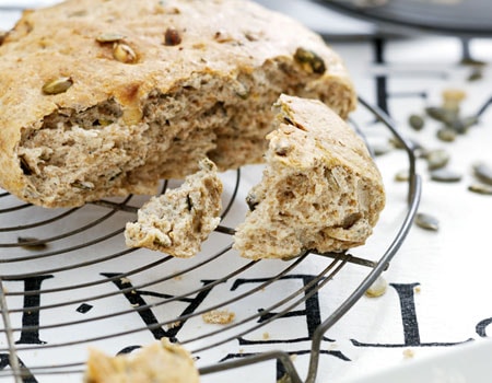 Brown Loaf with Seeds | Philips Chef Recipes