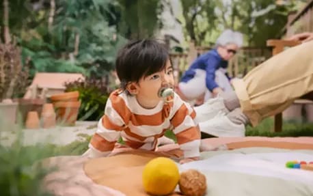How to teach a newborn to self-soothe