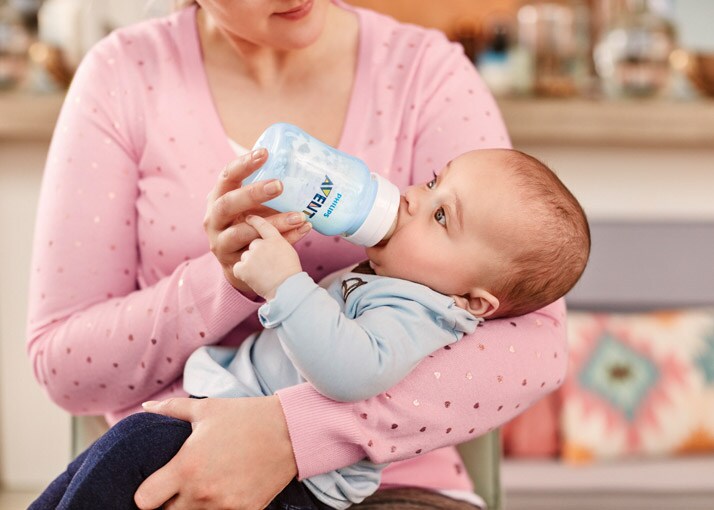 How the right baby bottle can help reduce colic